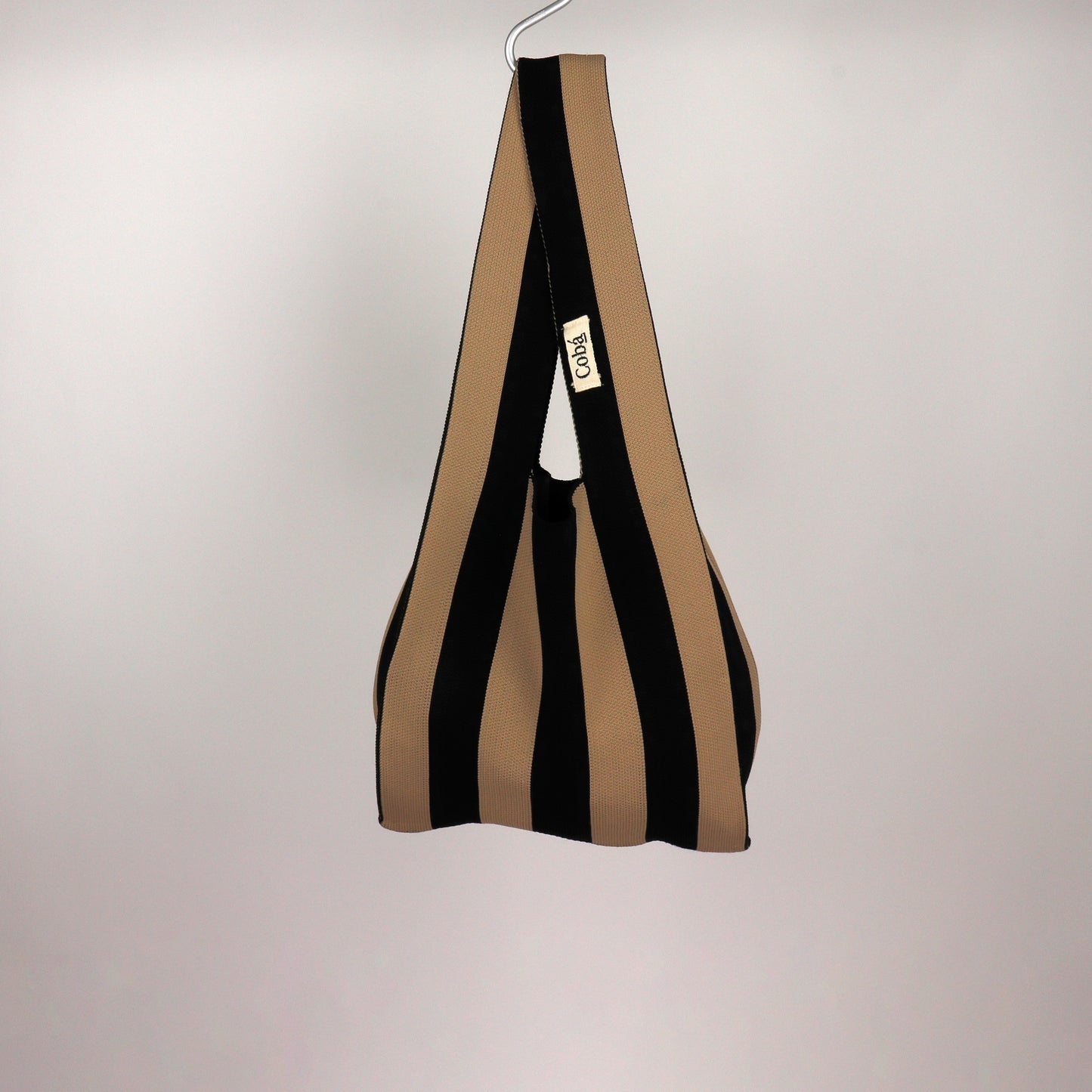 Mana Nueva - Black/Beige