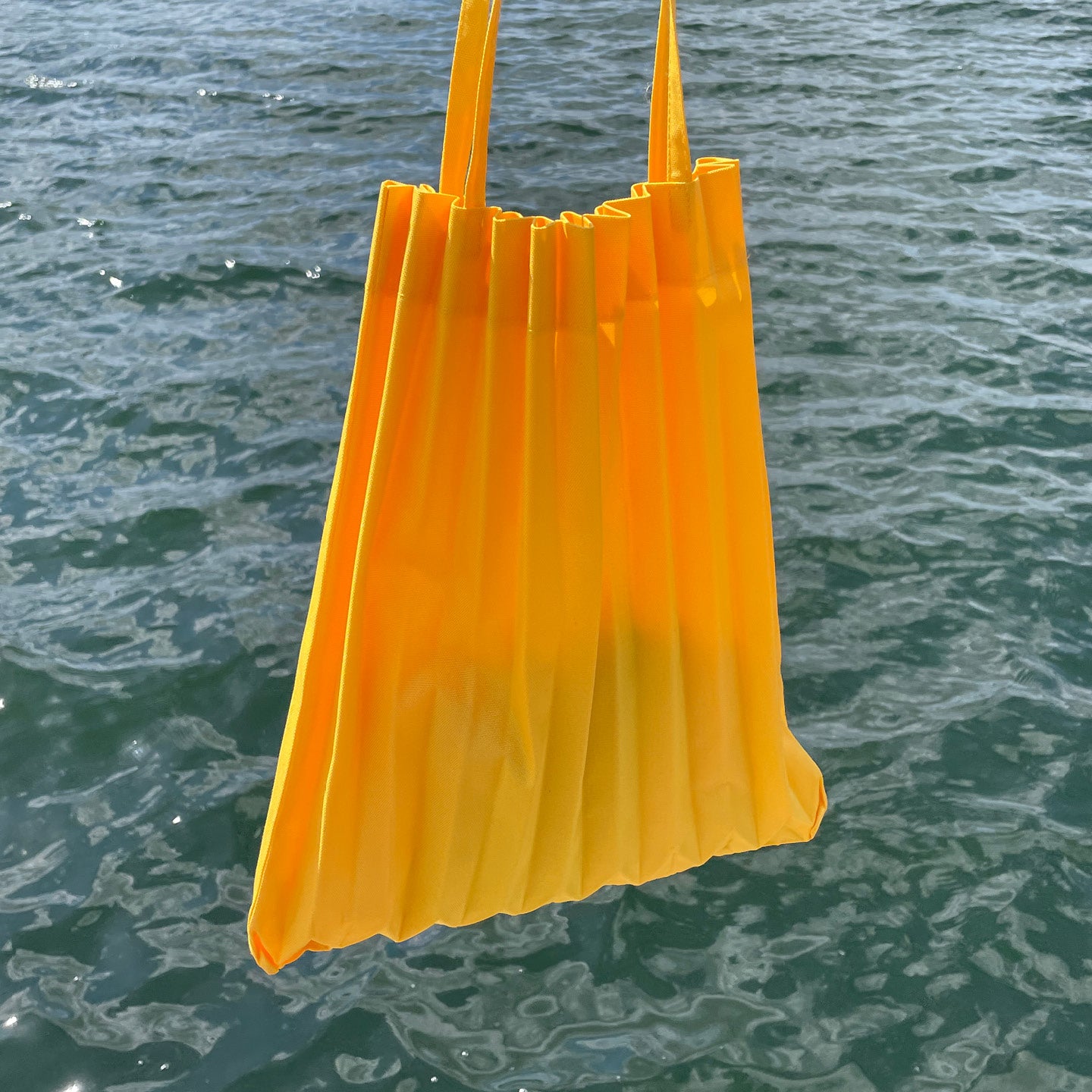 Esme - Yellow