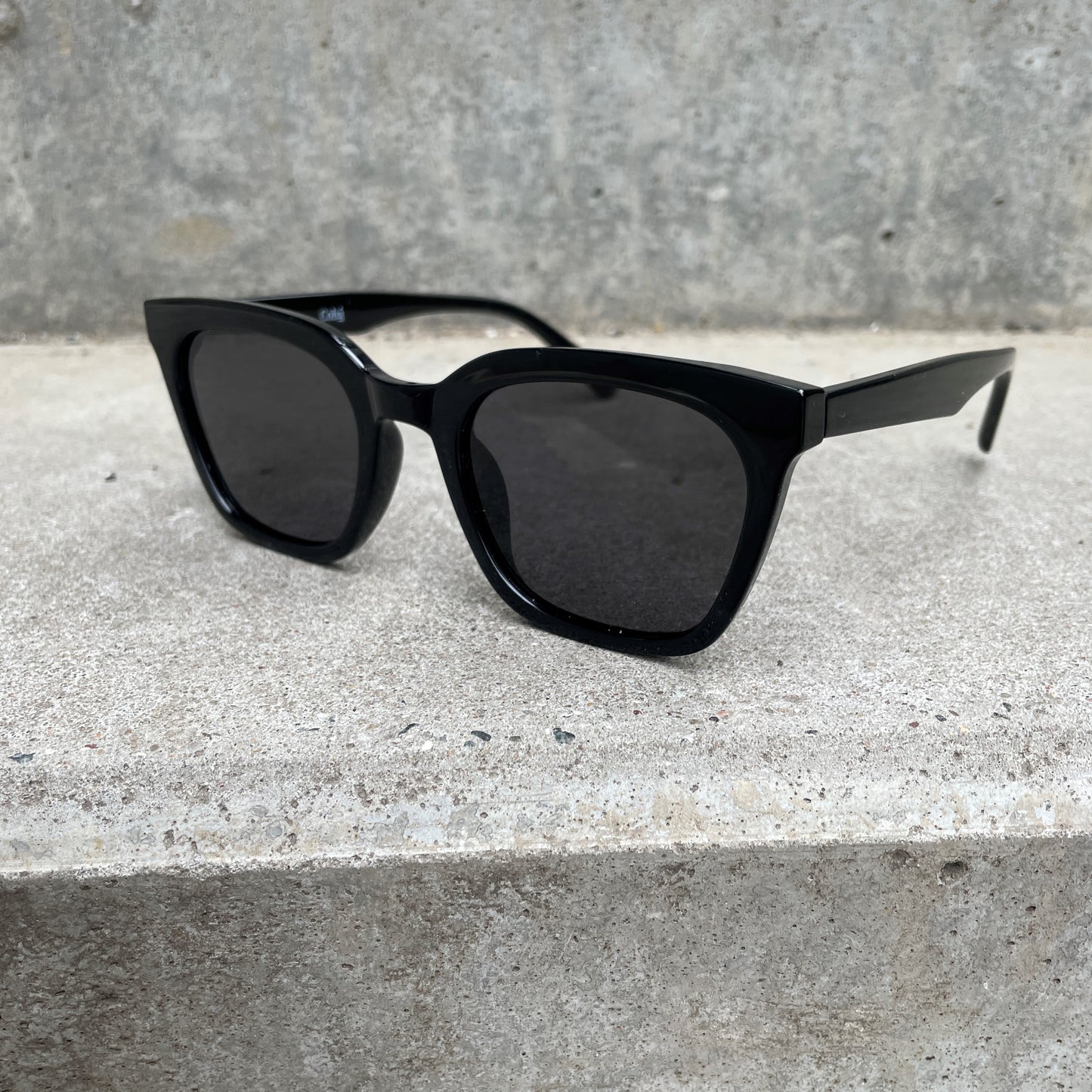 Veronica - Black